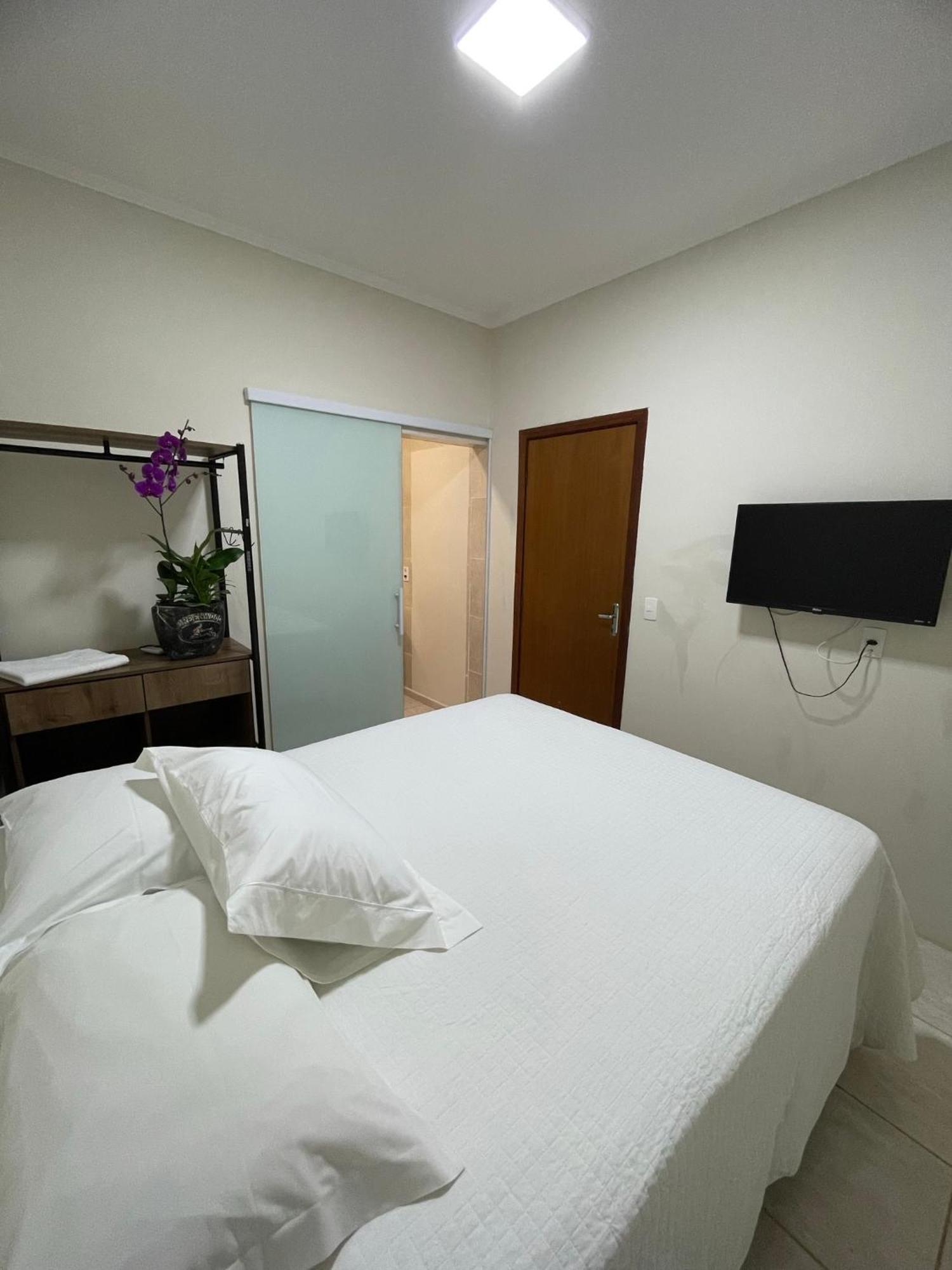 Casa Premiatto Apartment Holambra Bilik gambar